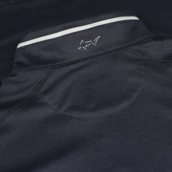 Greg Norman L/S Leaderboard Ultra Stretch Outerwear 1/4 Zip Golf Apparel