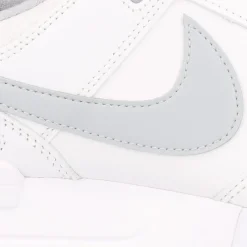 Nike Air Pegasus 89 G Leather Spikeless Golf Shoes