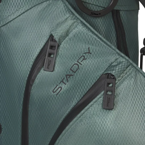Titleist Players 4 StaDry Stand Golf Bags
